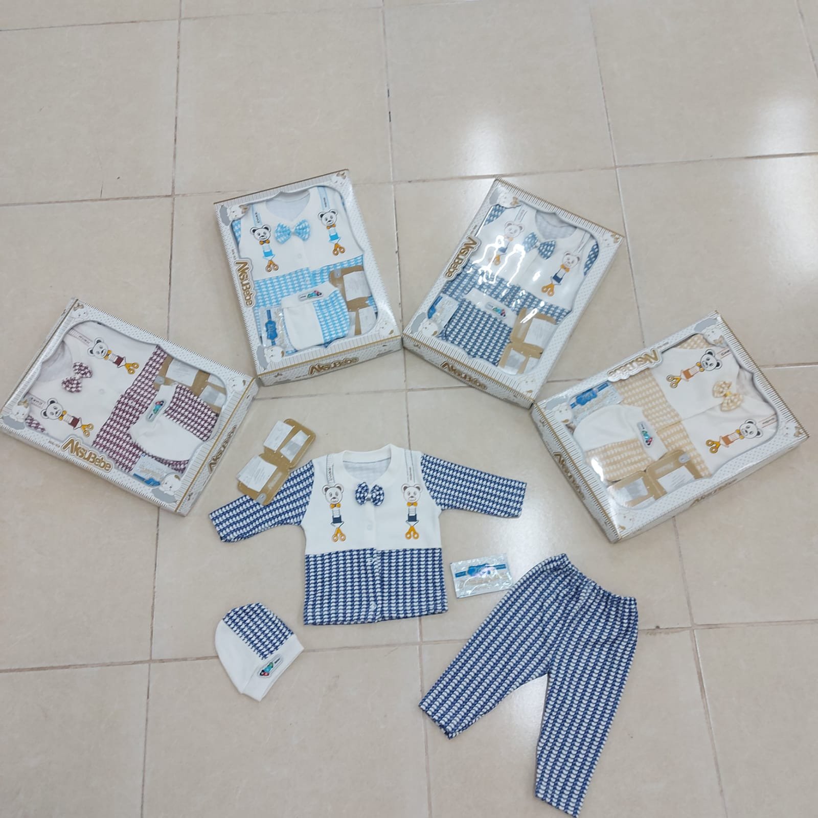 Şahinbey Ez Su Bebe 4 parçalı kutulu zıbın